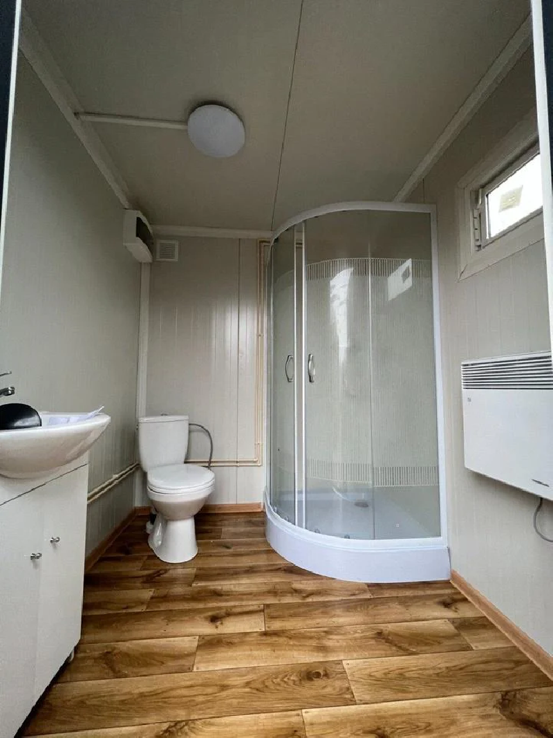 CONTENEDOR SANITARIO 2,00 x 2,00 m DUCHA/WC CON CISTERNA