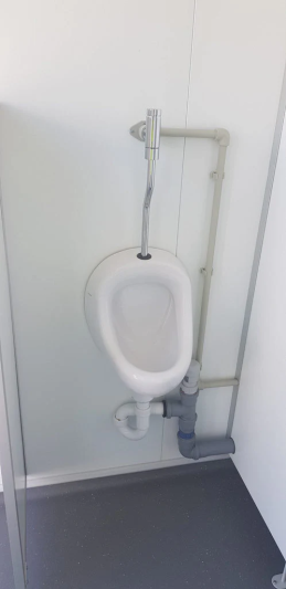 MÓDULO 10′ INSTALACIONES SANITARIAS (WC/ URINOIR / DUCHA/LAVABOS) + REVESTIMIENTO