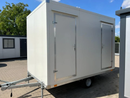 REMOLQUE SANITARIO AUTONOMO CON TANQUE DE 700 LITROS