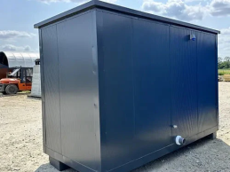 CONTENEDOR SANITARIO CON 3 CABINAS