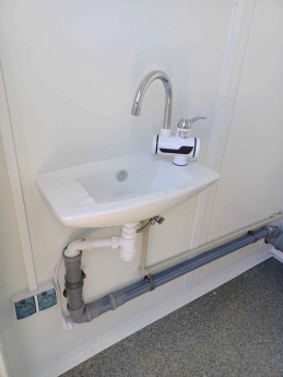 CONTENEDOR SANITARIO DOBLE 2 CABINAS 245x173x229