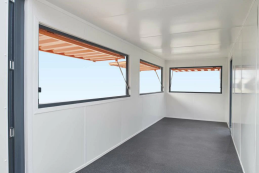 CONTENEDOR MARÍTIMO TRANSFORMADO EN CAFETERÍA /BAR / SNACK