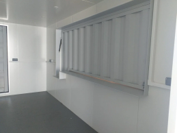 CONTENEDOR BAR 20 PIES MADERA