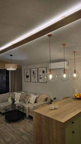 CASA BERYL SHADOW TURNER MALTA DE ROBLE