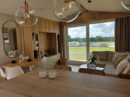 CASA BERYL SHADOW TURNER MALTA DE ROBLE