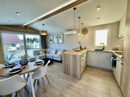 CASA EMERALD 12X4 MT