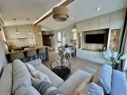 CASA EMERALD 12X4 MT