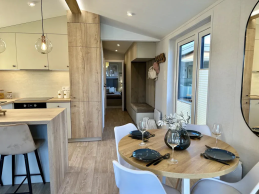 CASA EMERALD 12X4 MT