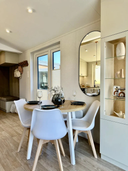 CASA EMERALD 12X4 MT