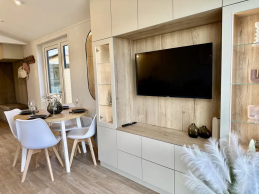 CASA EMERALD 12X4 MT