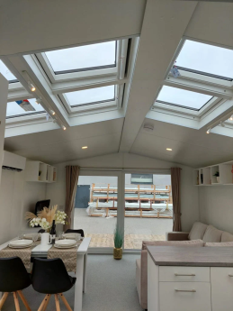 CASA MÓVIL “LUJO Y PRESTIGIO” 12,05X4,0 MT