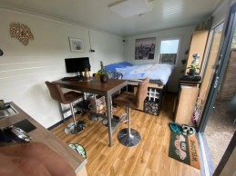 MODELO DE OFICINA DE HELSINKI DE 6×3 METROS