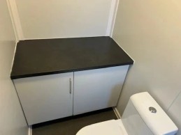 CONTENEDOR DE OFICINA ESTÁNDAR CON INODORO