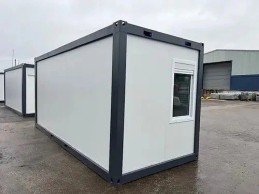 CONTENEDOR DE OFICINA ESTÁNDAR DE 3 VENTANAS