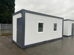 CONTENEDOR DE OFICINA ESTÁNDAR CON 3 VENTANAS